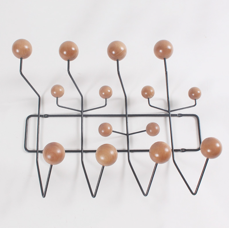 Väggmonterad Klädhängare – Elegant och Funktionell