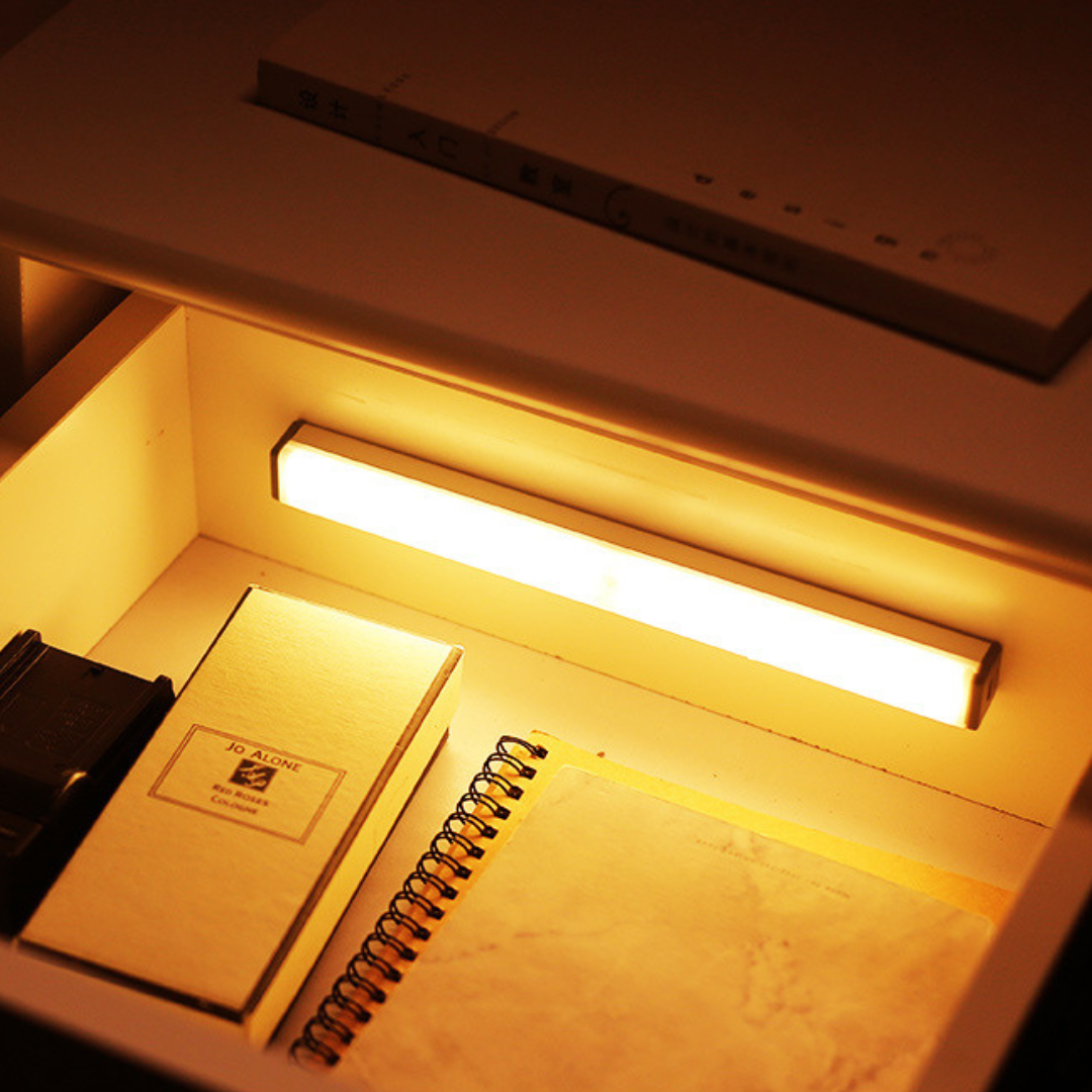 Barre Lumineuse — Éclairage Intelligent Avec Détecteur De Mouvement