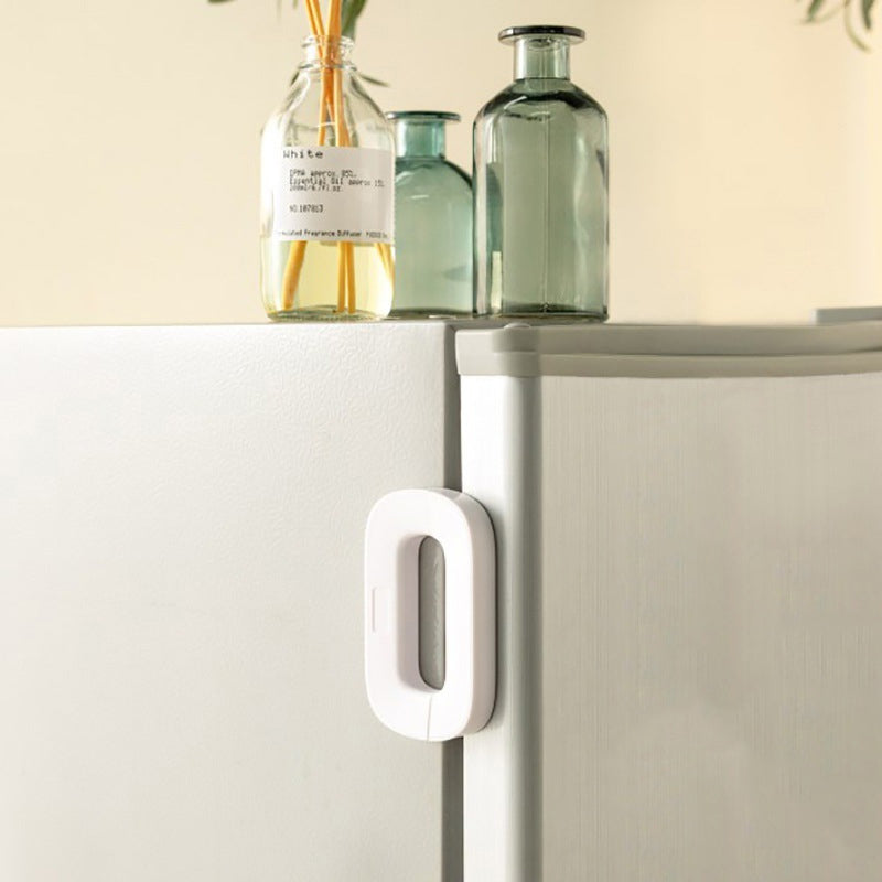 粘着式セキュリティロック – クローゼットや引き出しのための目立たない保護