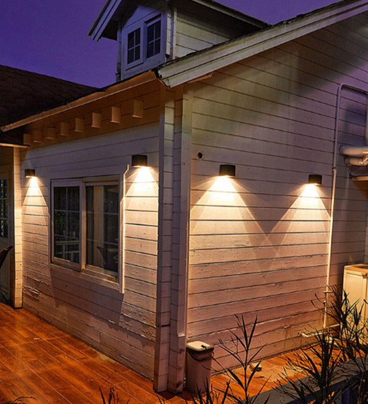 IP65 utendørs solcellelampe - holdbar, miljøvennlig belysning