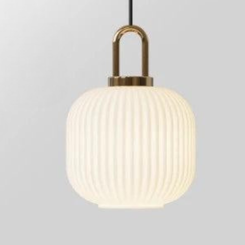 日本のサスペンション - エレガンスとミニマリズム