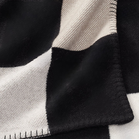 チェック柄 – 現代的なエレガンスと快適さ