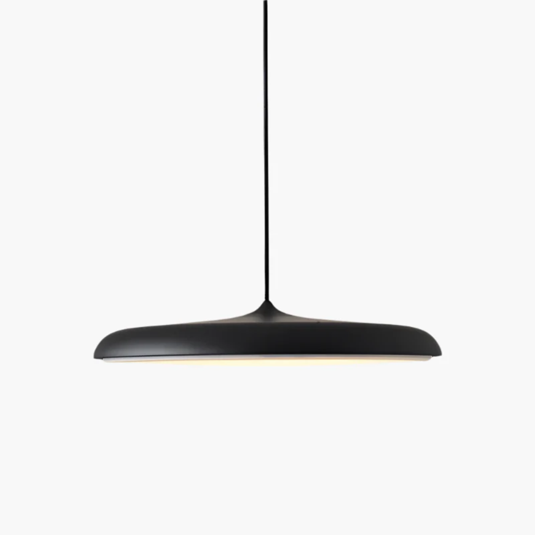 Suspensão Escandinava – Elegância Minimalista Para o Seu Interior