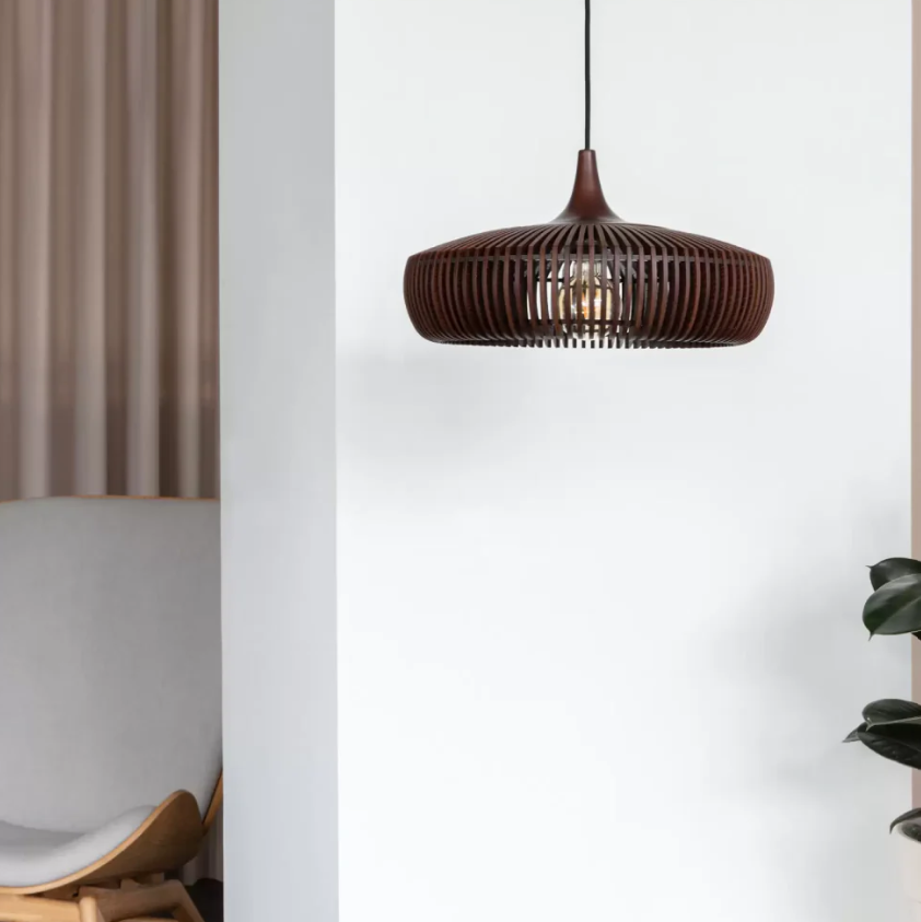 Elegáns Fényfüggöny – Csillogás és Finomság