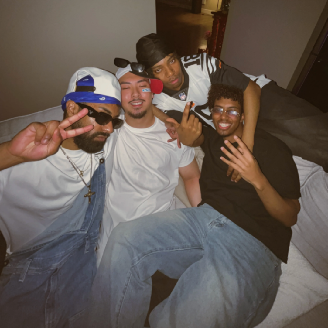 Retro digitálny fotoaparát - klasický dizajn a kvalita HD