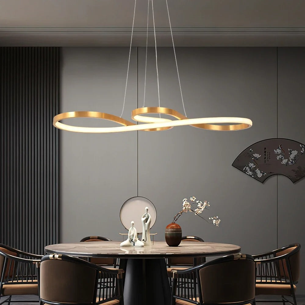 Sospensione LED Moderna A Anelli – Design Elegante e Futuristico 