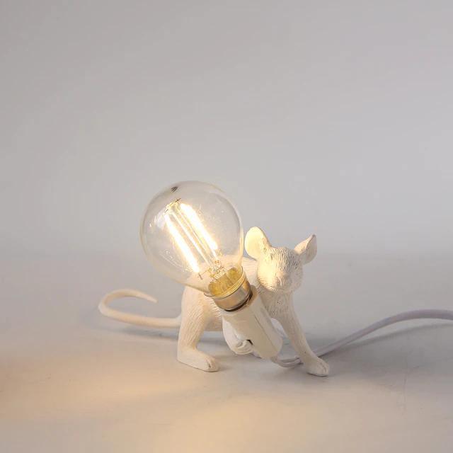 Lampada da Tavolo Topo – Decorazione Originale e Illuminazione di Tendenza 