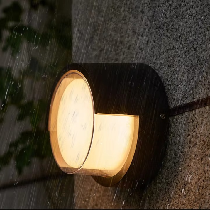 Buiten LED Wandlamp – Veiligheid en Energiebesparing 